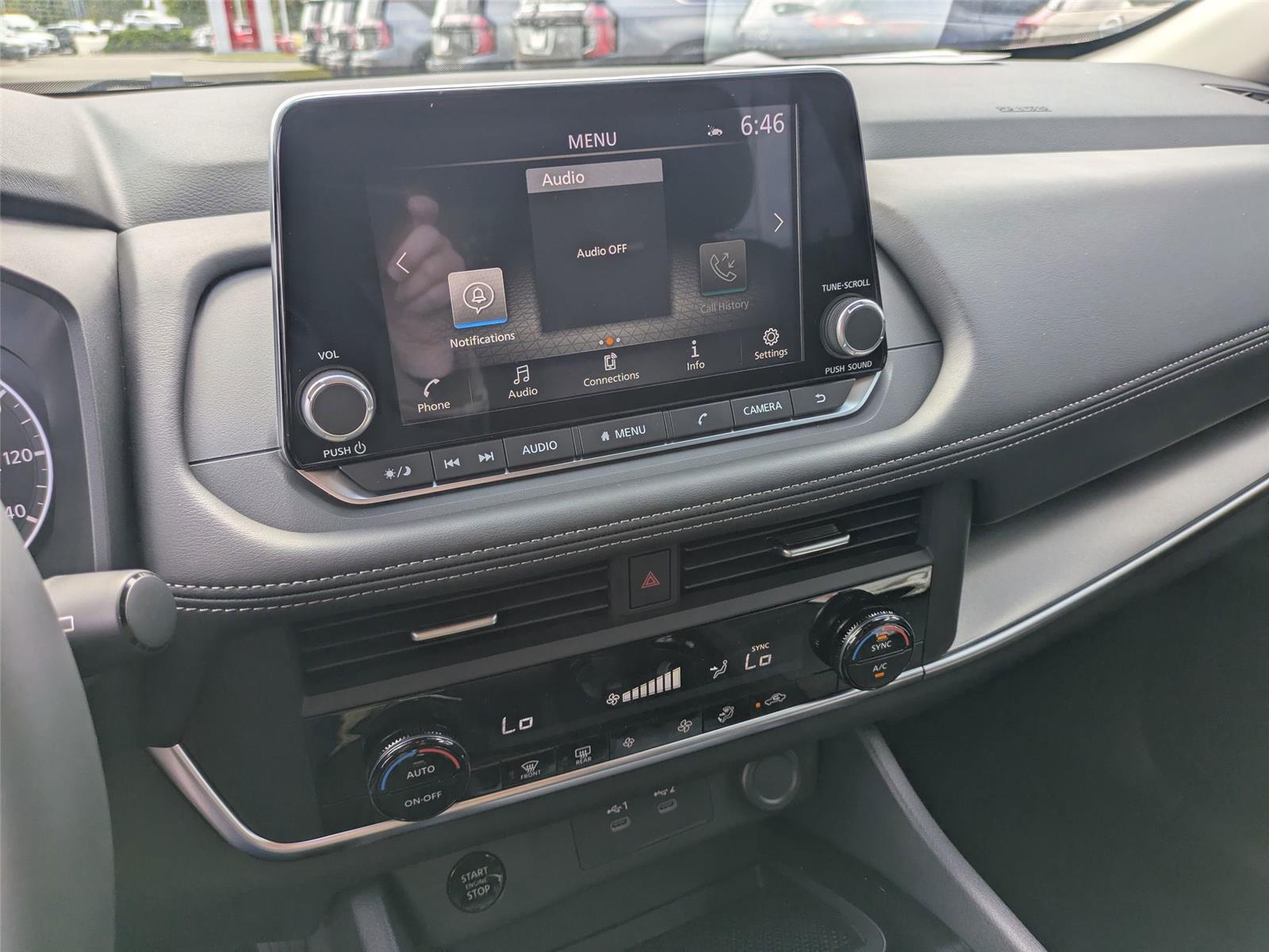 2026 Nissan Rogue SV photo 13