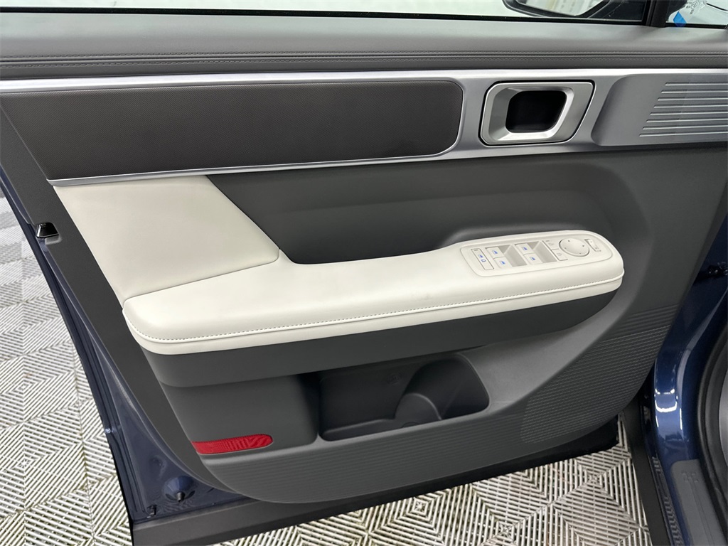 2026 Hyundai Santa Fe SEL photo 9