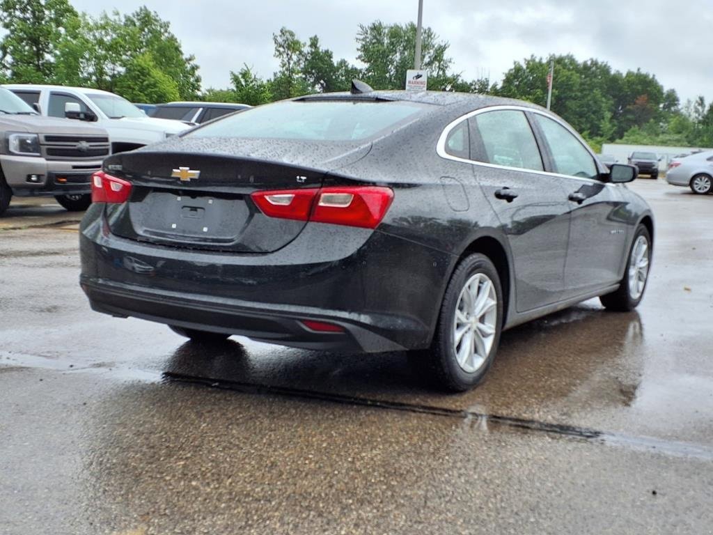 2025 Chevrolet Malibu 1LT photo 6