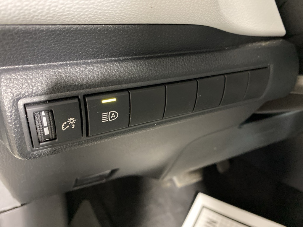 2021 Toyota Corolla SE photo 18