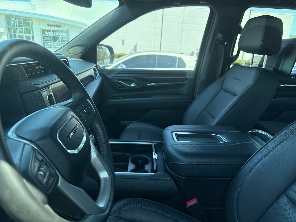 2023 Gmc Yukon Denali photo 3