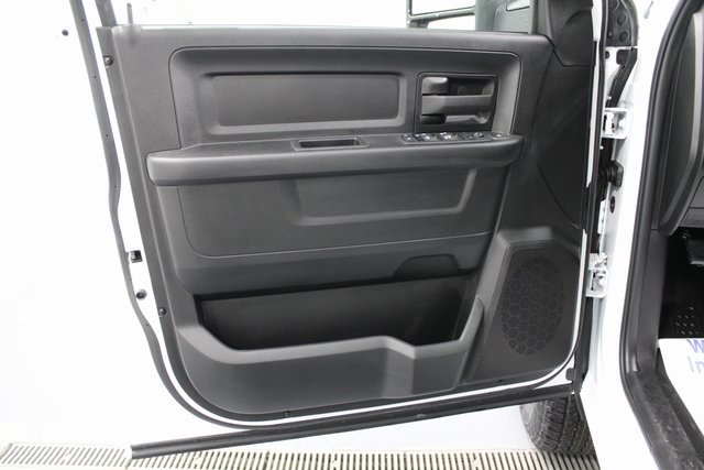 2024 Ram 3500 Tradesman photo 11
