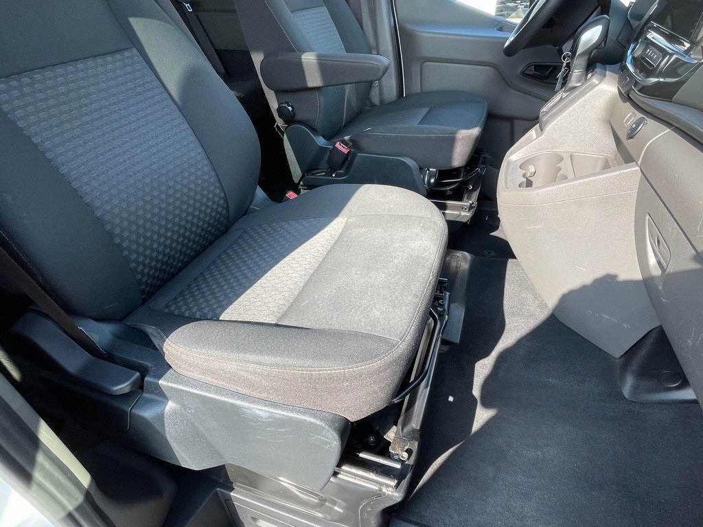 2023 Ford Transit photo 2