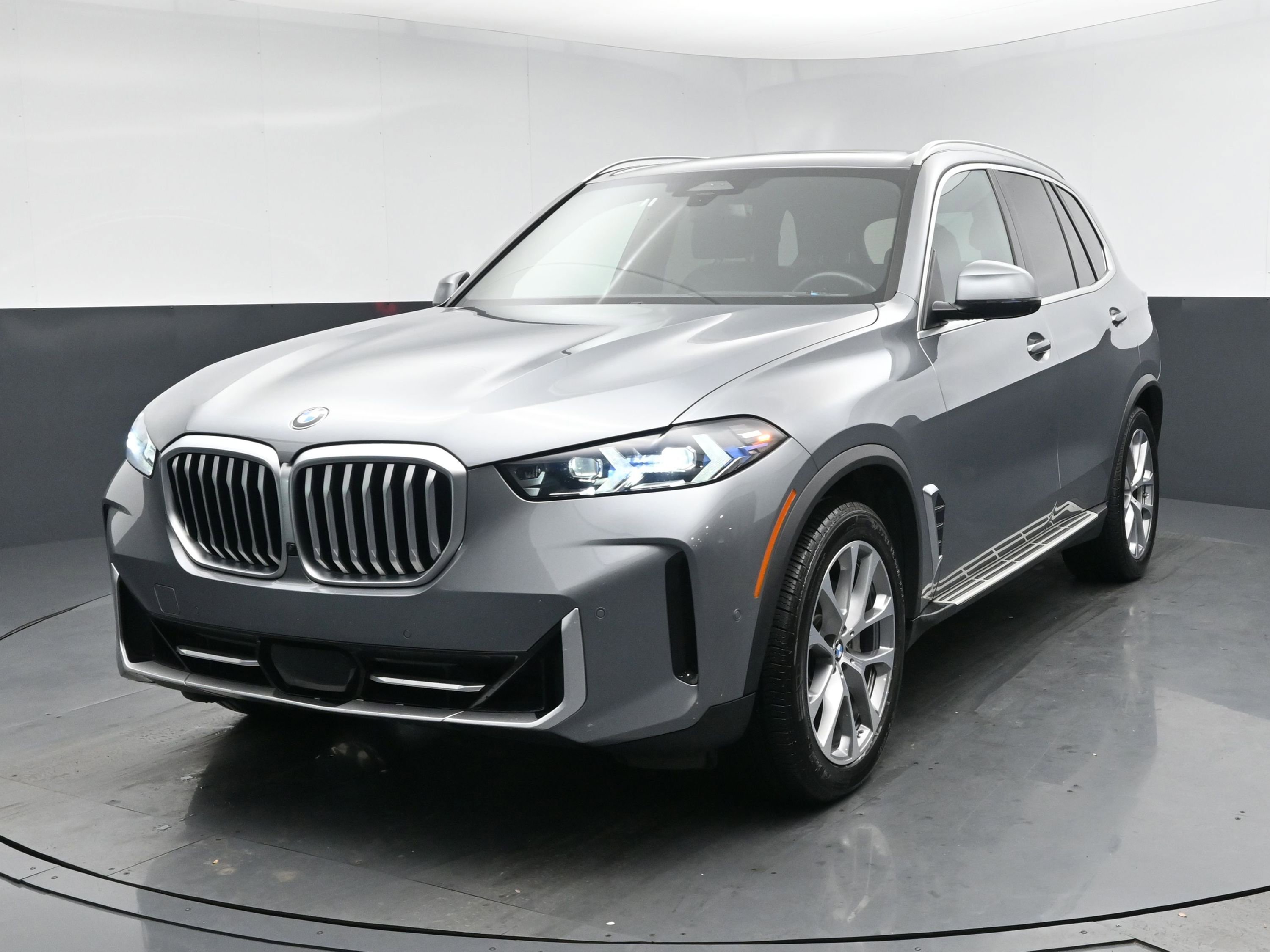 2024 BMW X5 40i's photo