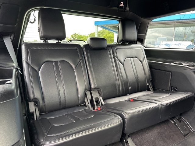2019 Ford Expedition Limited photo 15