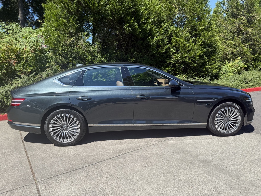 2024 Genesis Electrified G80 Advanced Prestige photo 5