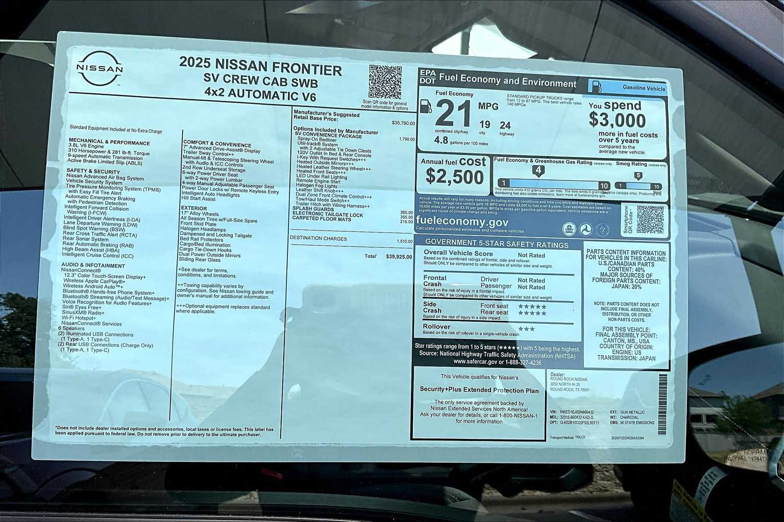 2025 Nissan Frontier SV photo 16