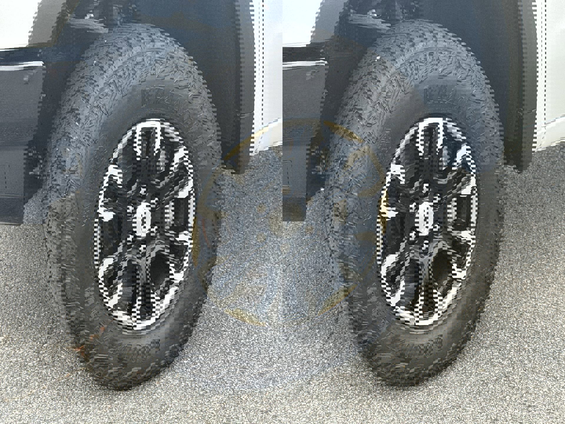 2024 Chevrolet Silverado 1500 ZR2 photo 32