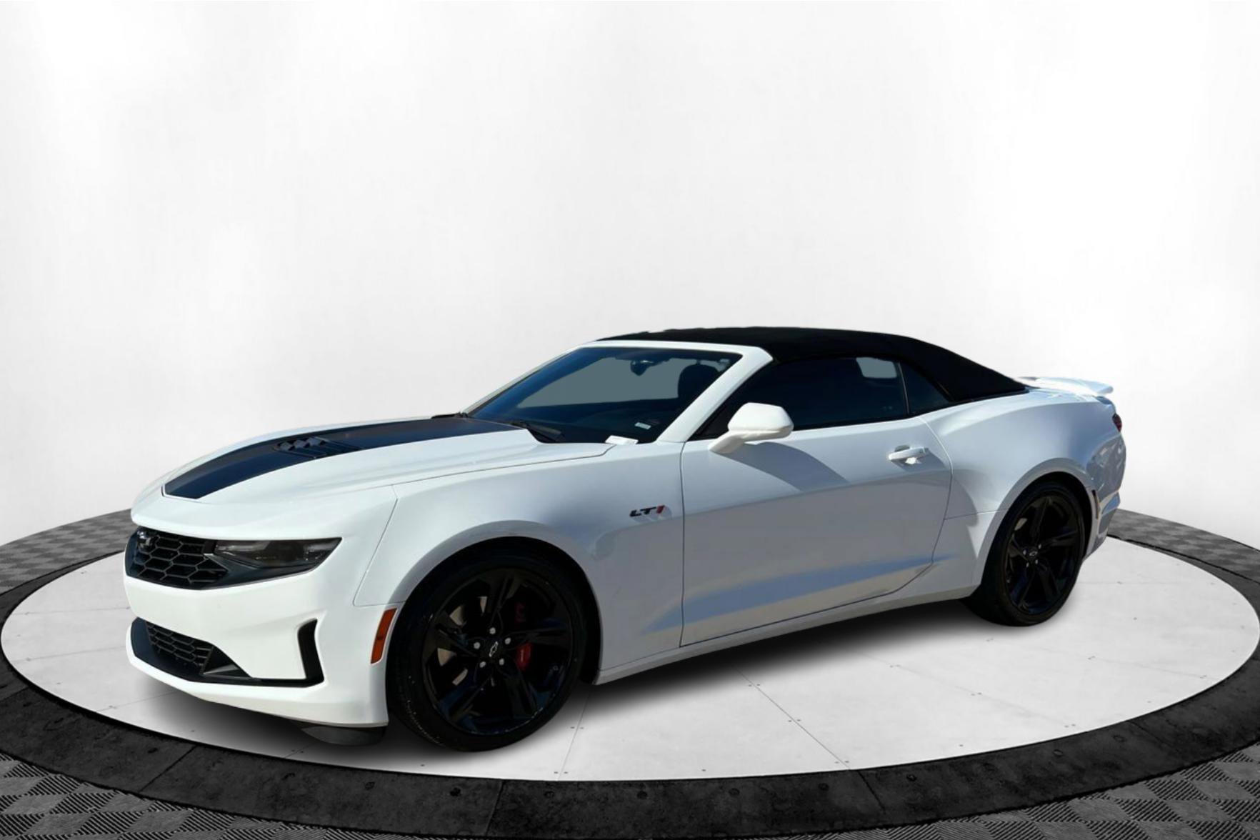 2020 Chevrolet Camaro LT1's photo