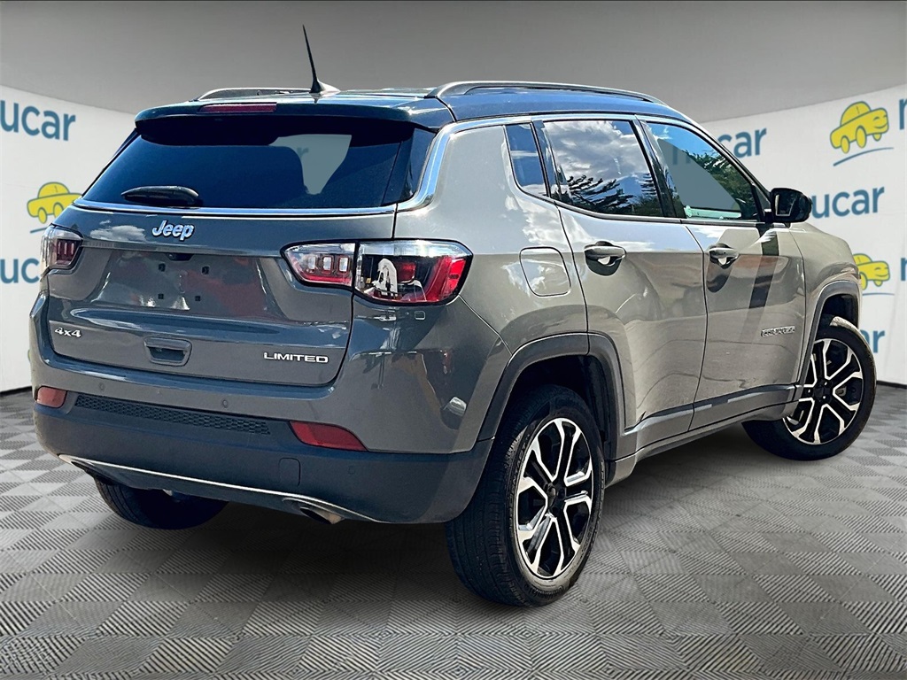 2023 Jeep Compass Limited photo 6