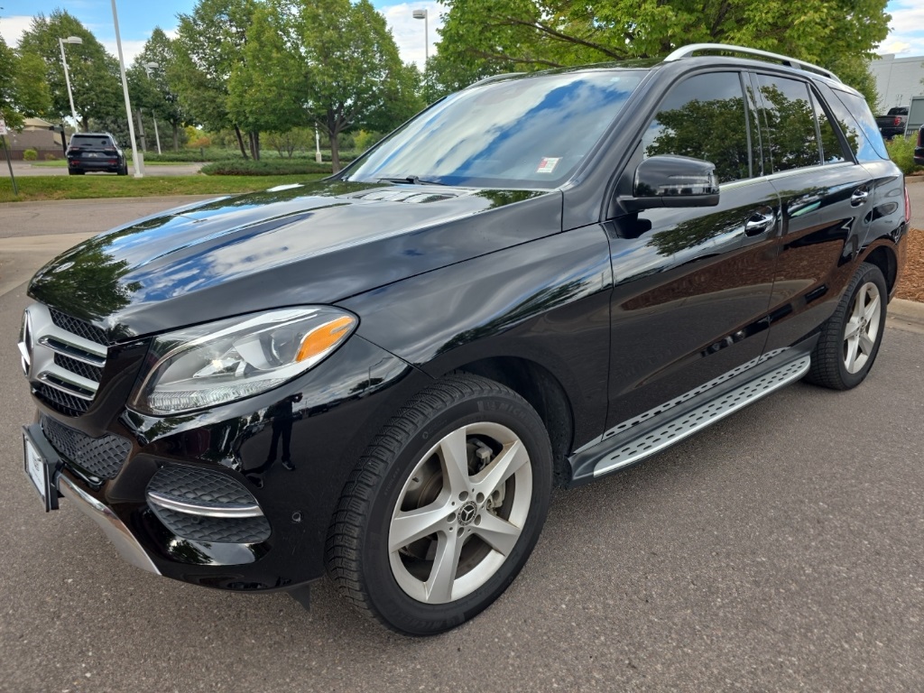 2019 Mercedes Benz GLE 400 4MATIC photo 2