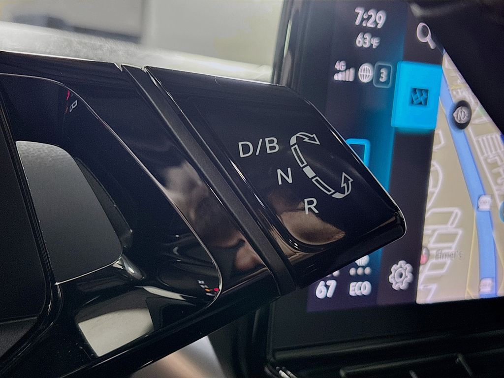 2022 Volkswagen ID.4 Pro S photo 16