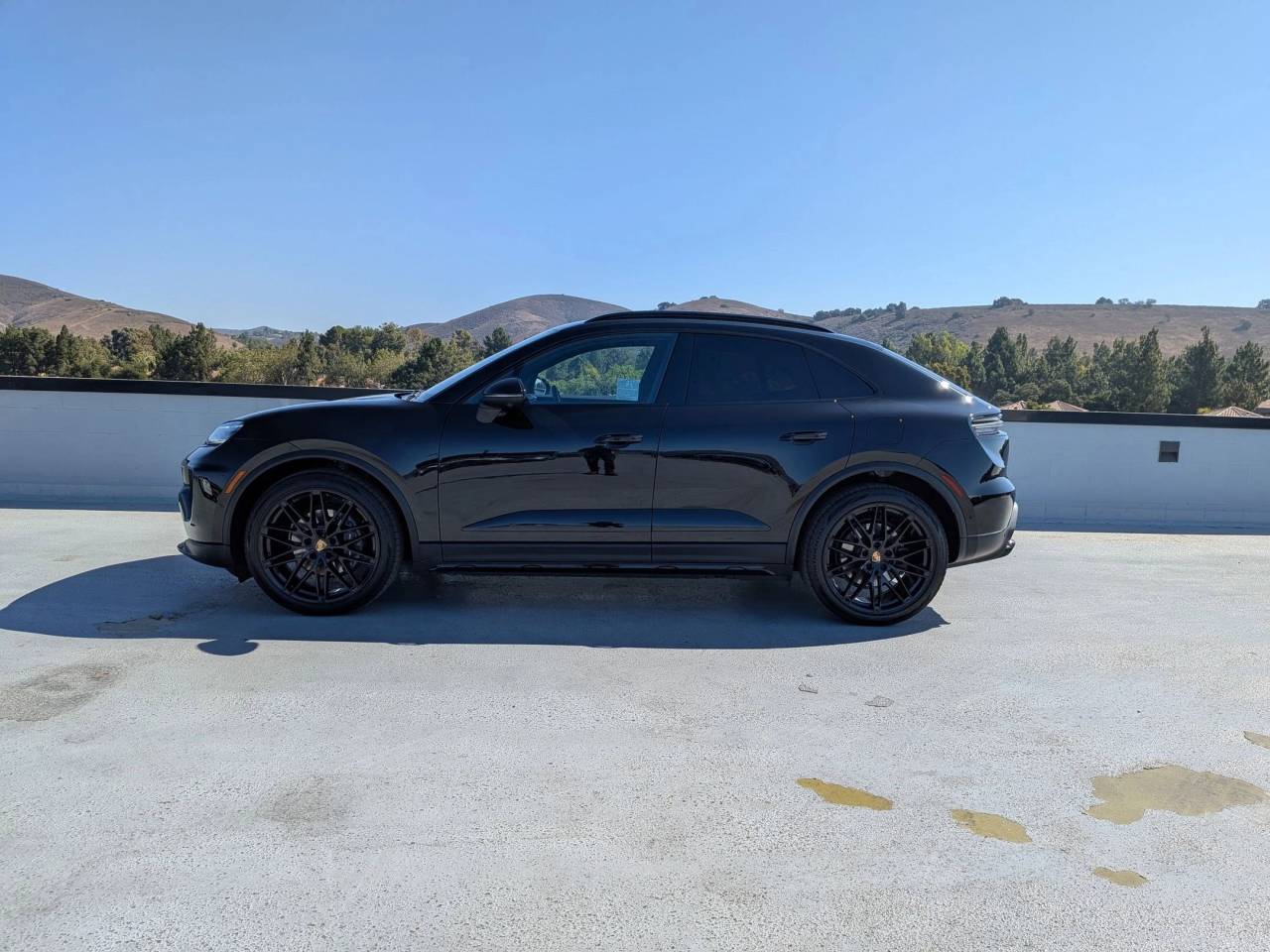 Certified 2025 Porsche Macan Base with VIN WP1AD2XA5SL077009 for sale in Thousand Oaks, CA