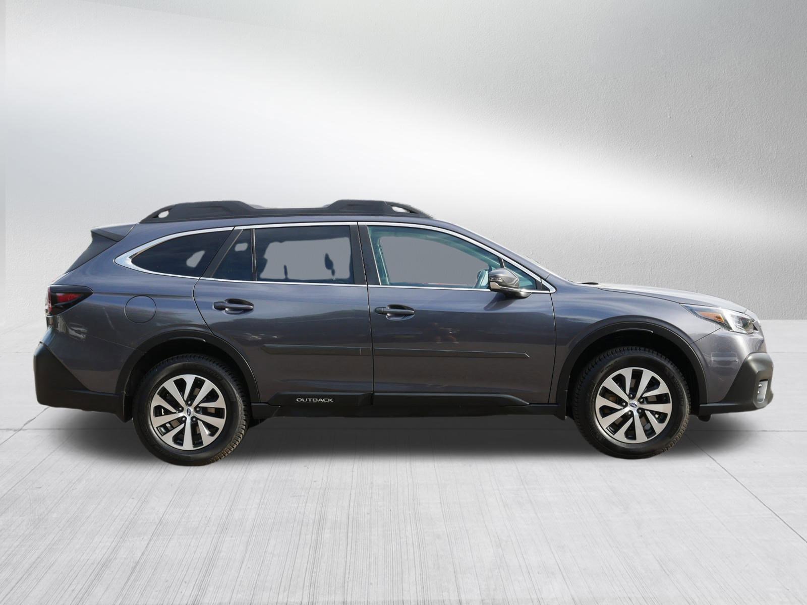2022 Subaru Outback Premium photo 8