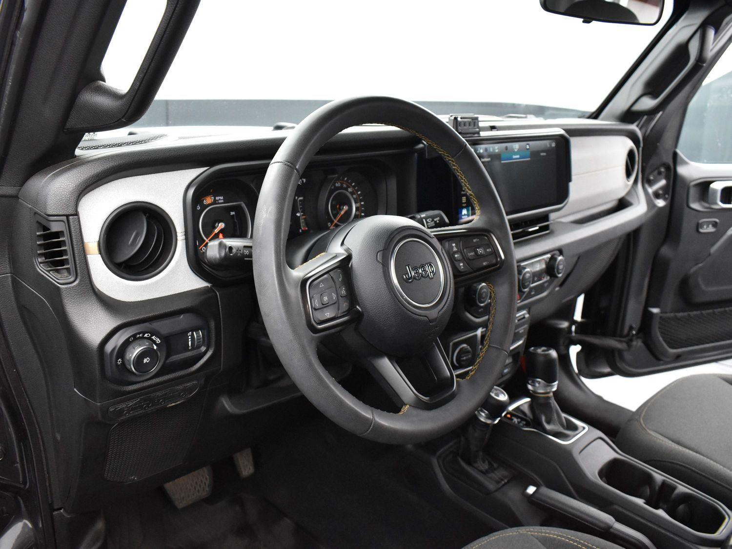2024 Jeep Wrangler Willys photo 12