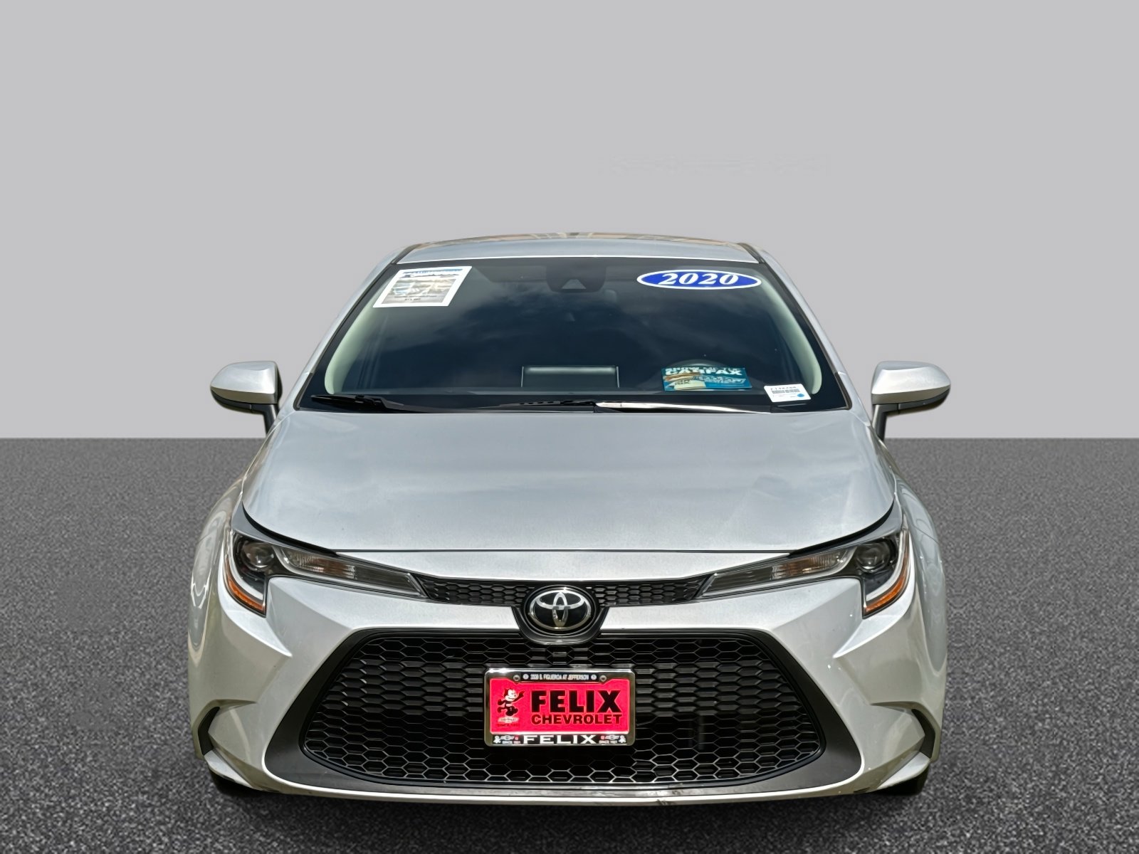 2020 Toyota Corolla LE photo 2