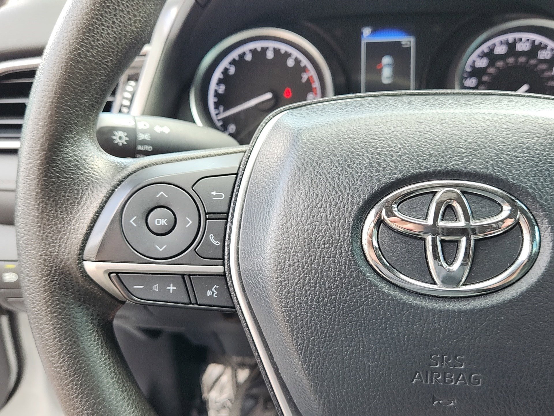 2024 Toyota Camry LE photo 18
