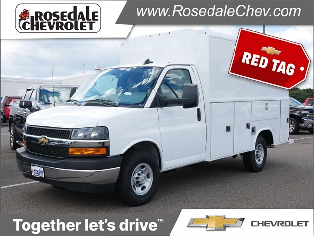 2025 Chevrolet Express Cutaway Base's photo