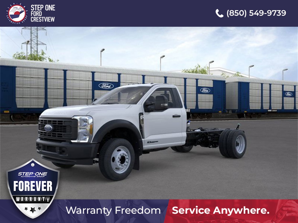 2026 Ford F-450 Super Duty Chassis Cab XL's photo