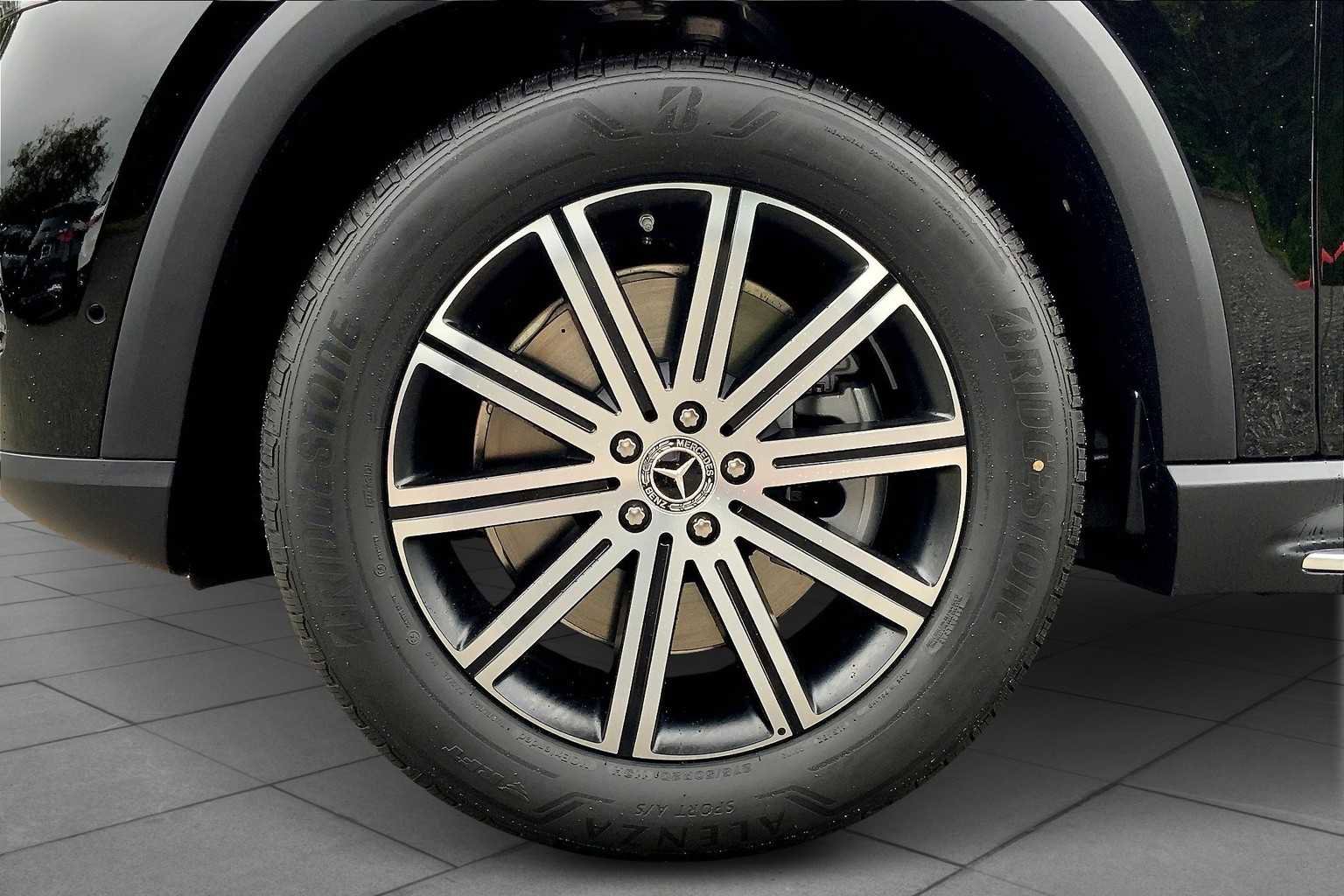 2026 Mercedes Benz GLE 450e 4MATIC photo 15