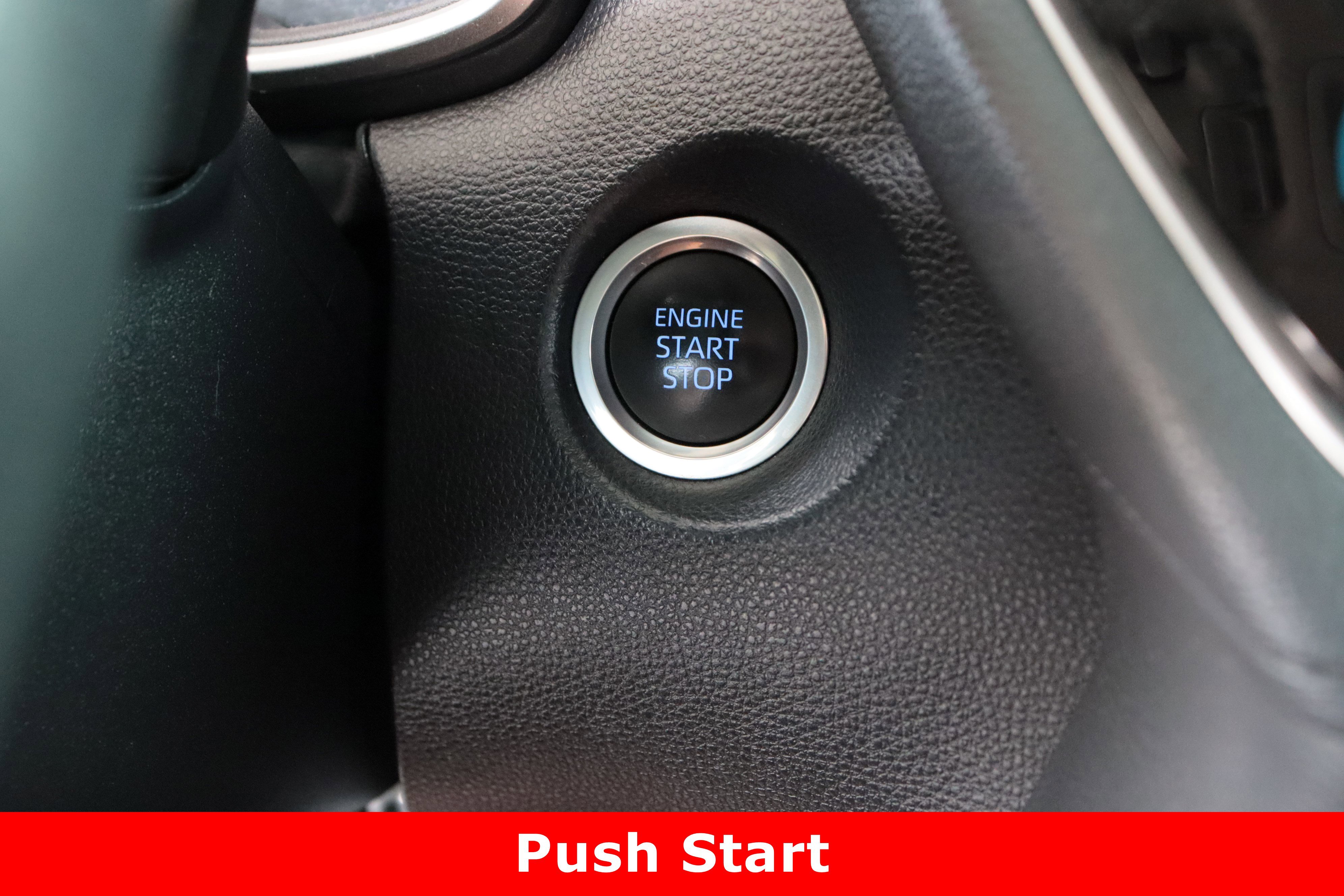 2022 Toyota Corolla Cross XLE photo 16