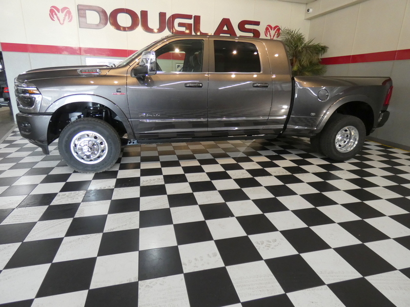 2026 RAM Ram 3500 Pickup Limited's photo