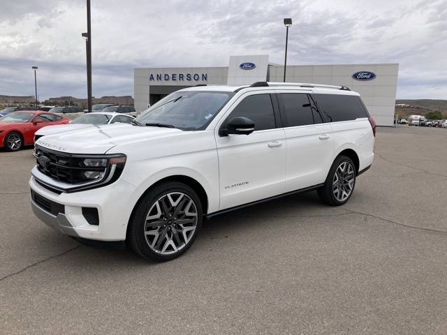 2025 Ford Expedition Platinum's photo