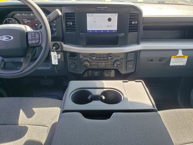 2026 Ford F-350 photo 17