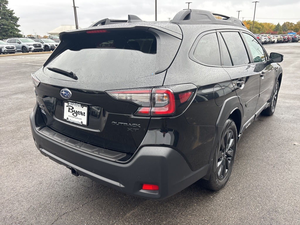 2024 Subaru Outback Onyx Edition XT photo 2