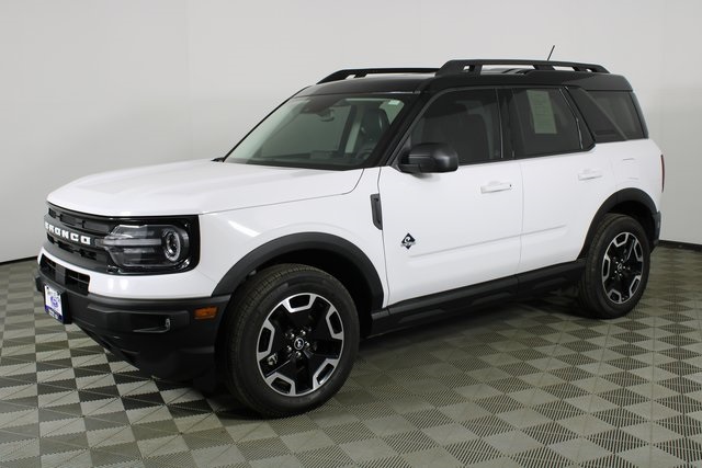 2023 Ford Bronco Sport Outer Banks photo 3