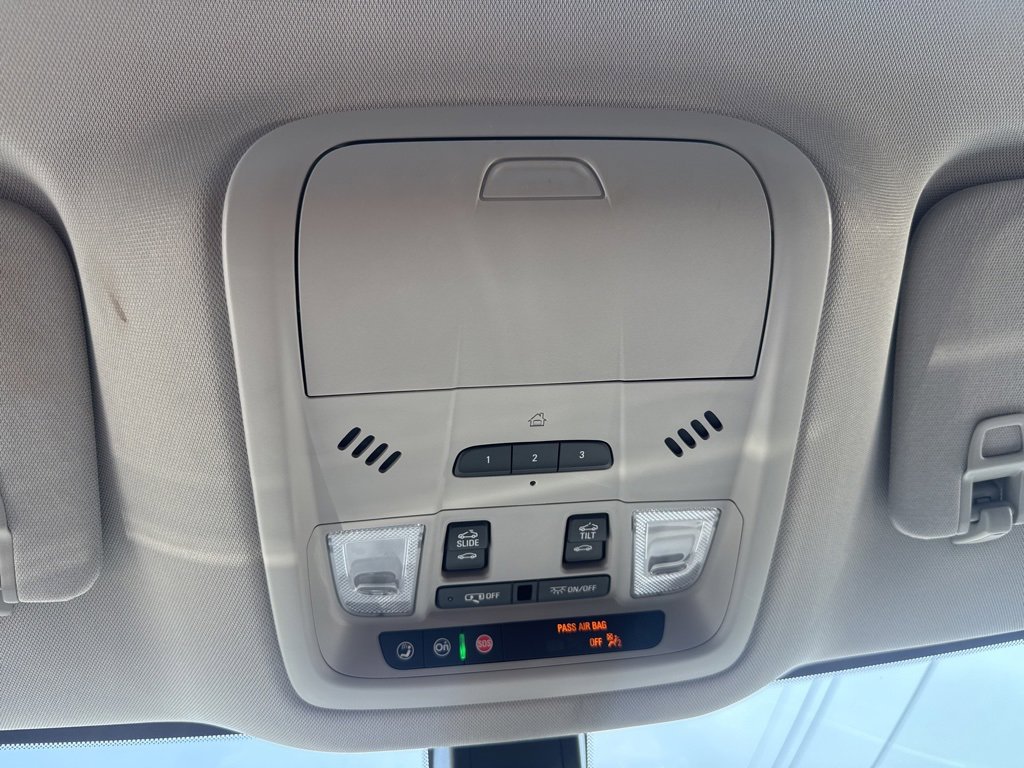 2021 Buick Enclave Essence photo 38