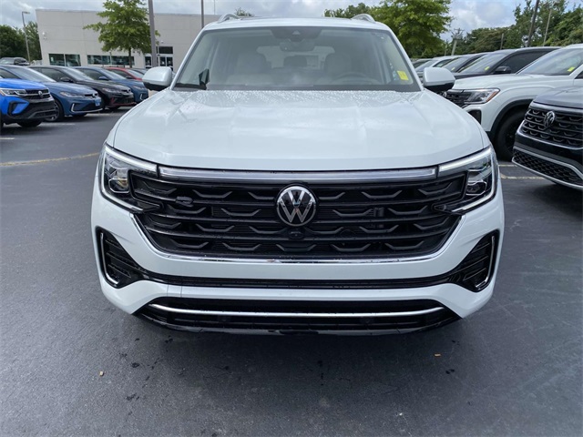 2025 Volkswagen Atlas SEL Premium R-Line photo 2