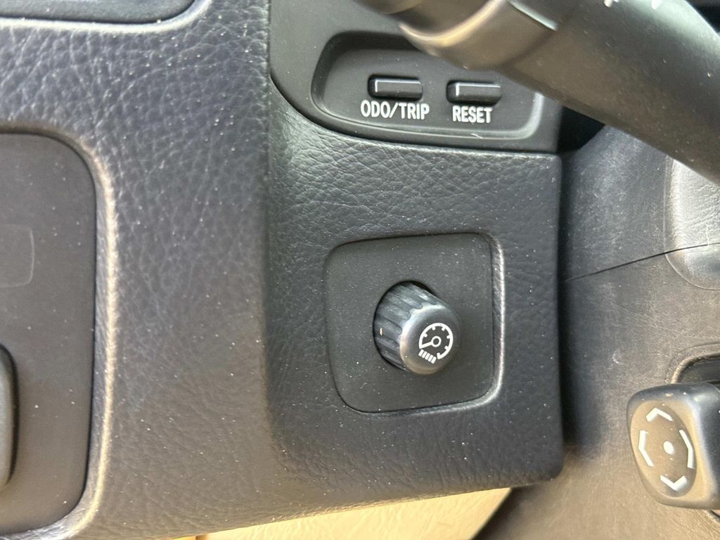 2002 Lexus SC 430 photo 26