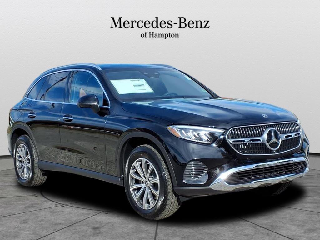 2026 Mercedes-Benz GLC Base's photo
