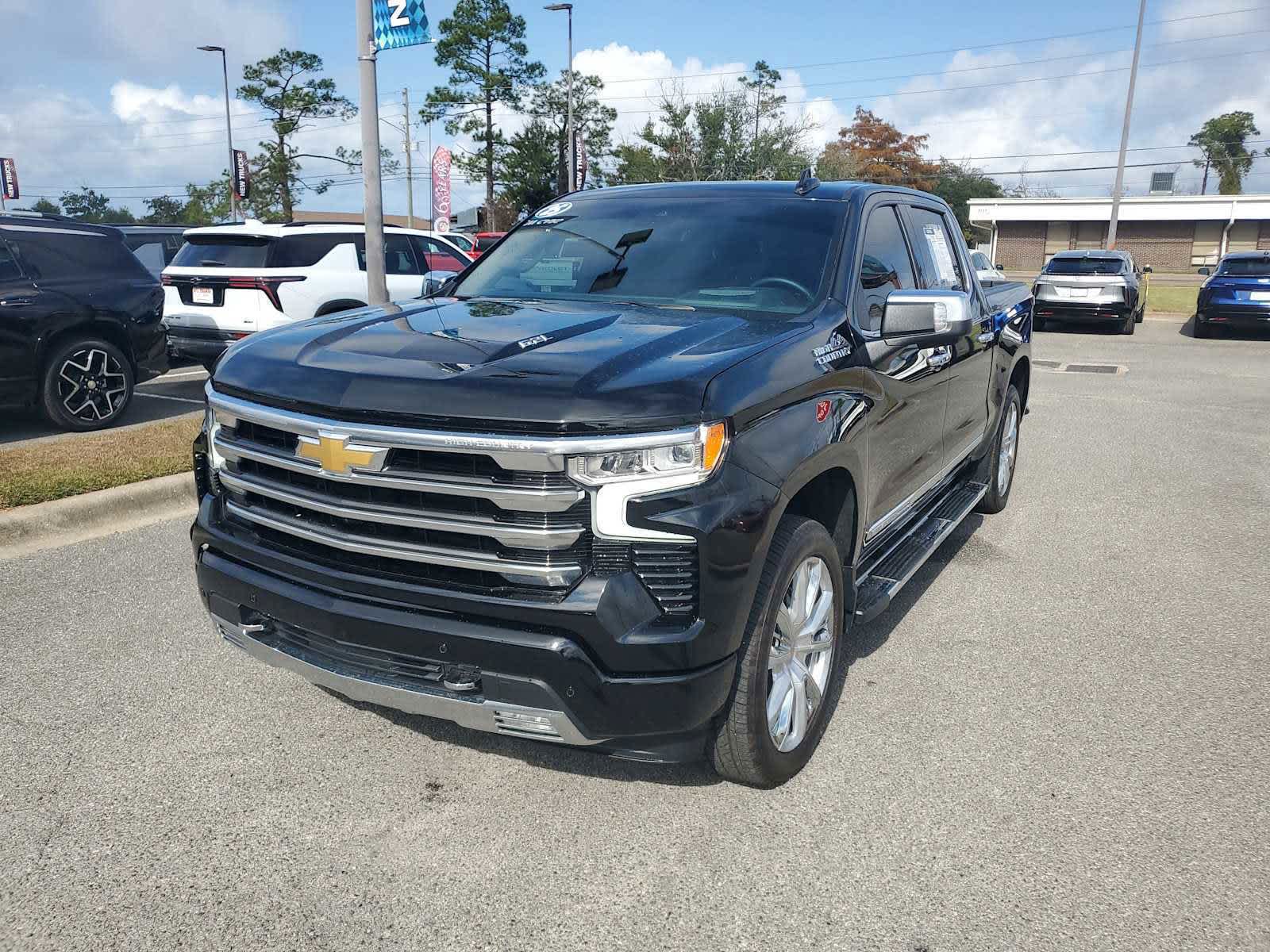 2025 Chevrolet Silverado 1500 High Country's photo