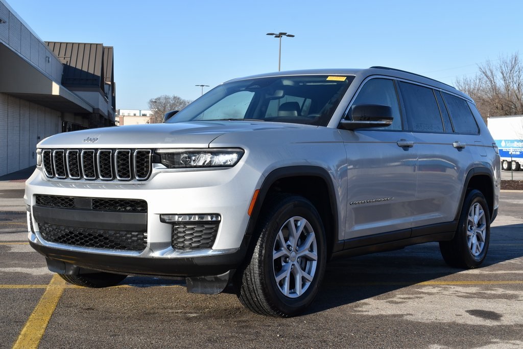 2022 Jeep Grand Cherokee L Limited's photo