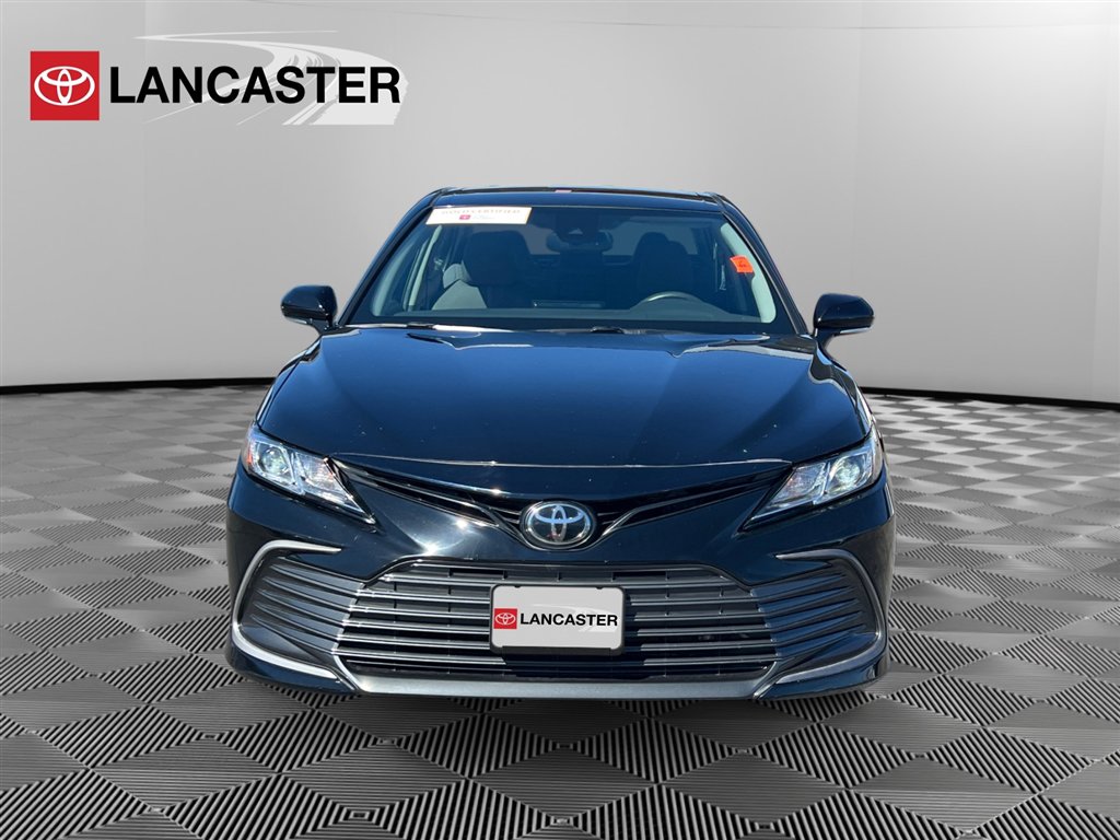 2023 Toyota Camry LE photo 2
