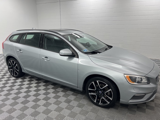 2018 Volvo V60 T5 photo 4