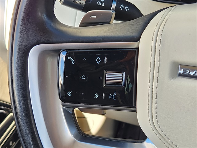 2022 Land Rover Range Rover SE photo 23