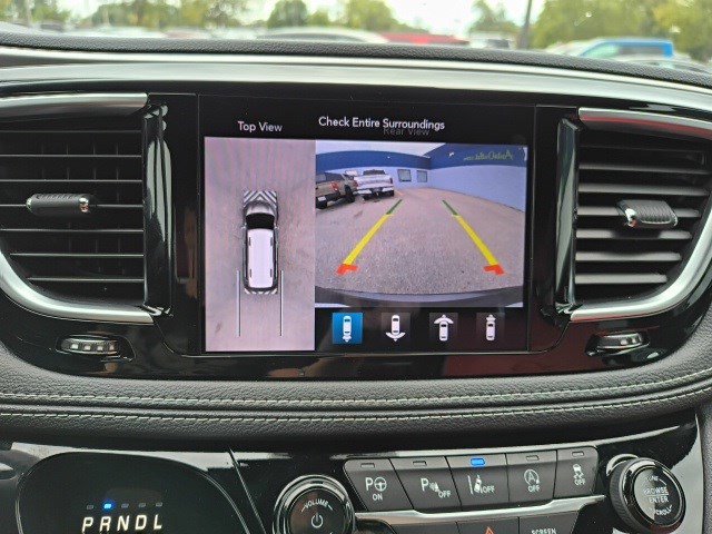 2020 Chrysler Pacifica Red photo 24