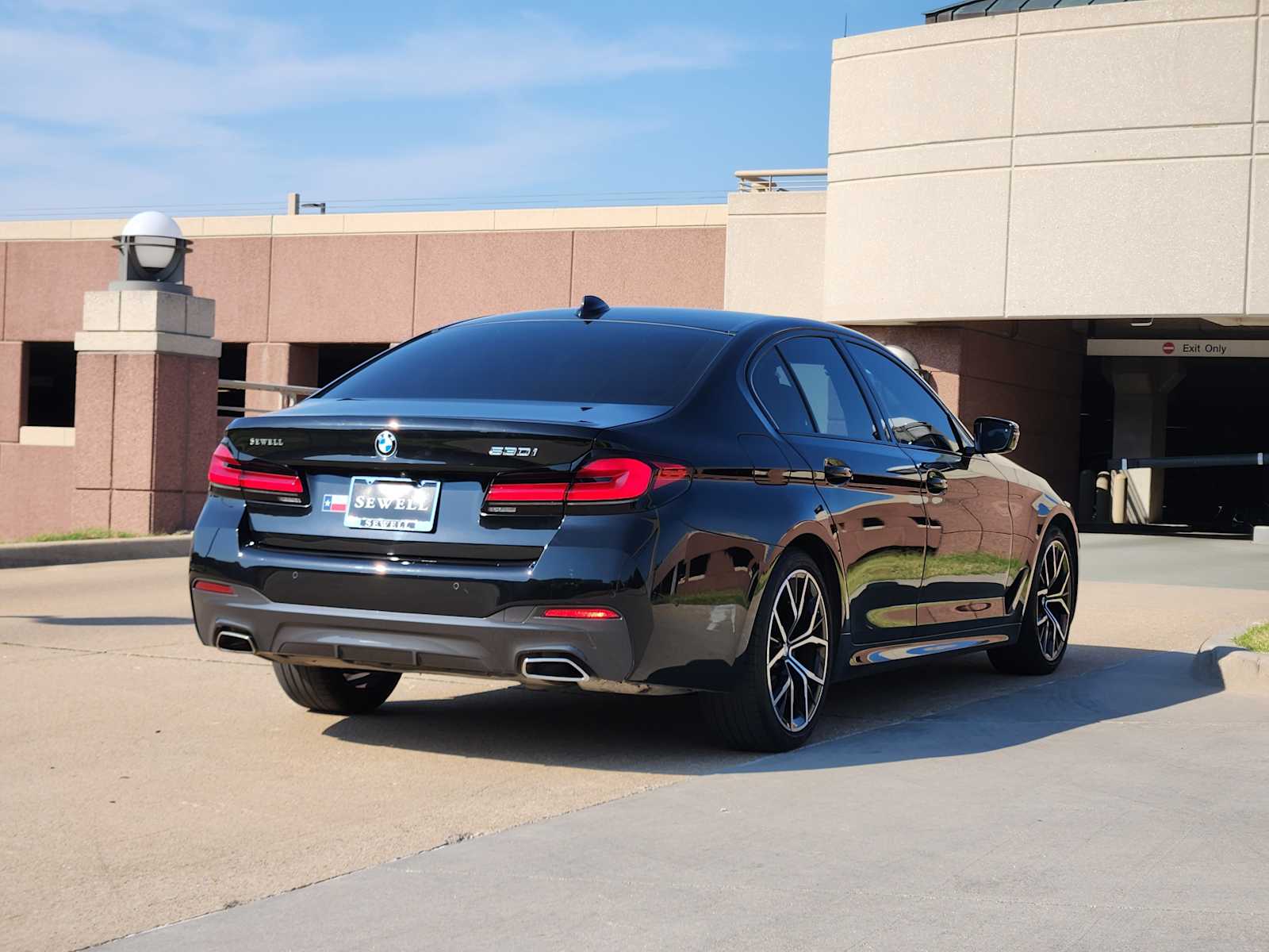 2023 Bmw 530i photo 4