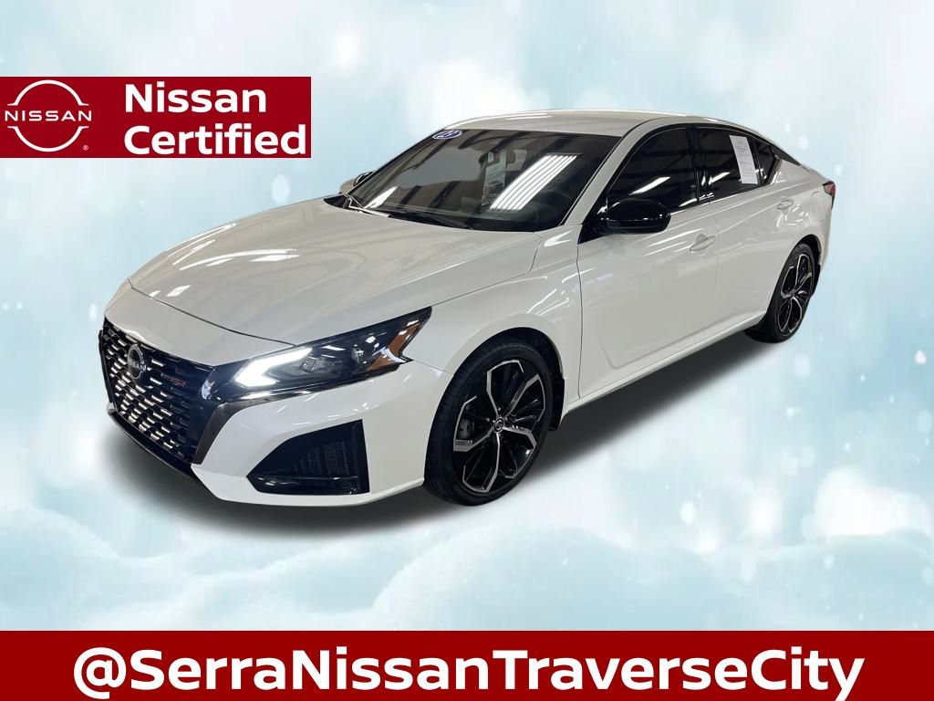 2023 Nissan Altima SR