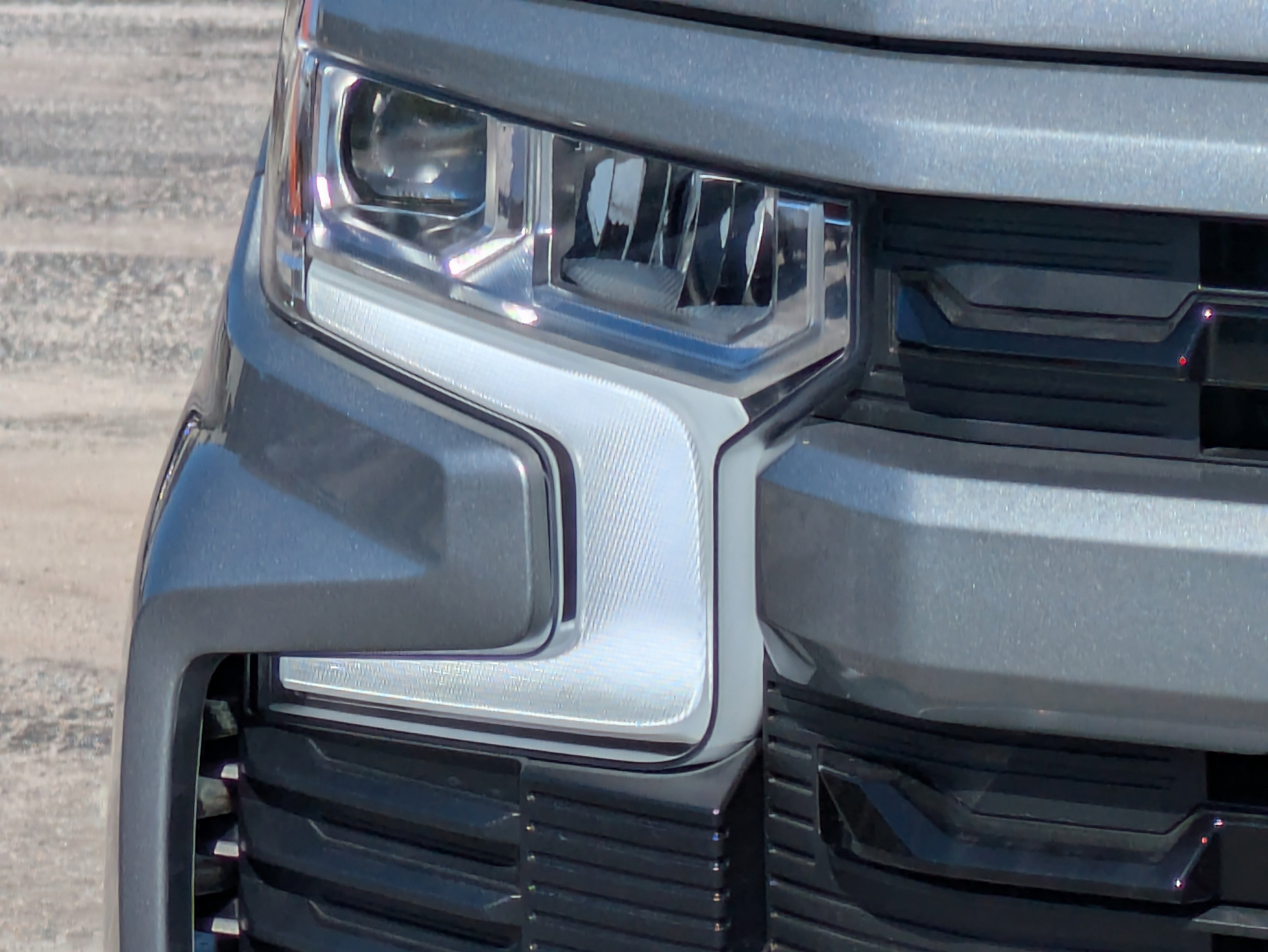 2026 Chevrolet Silverado 1500 RST photo 2