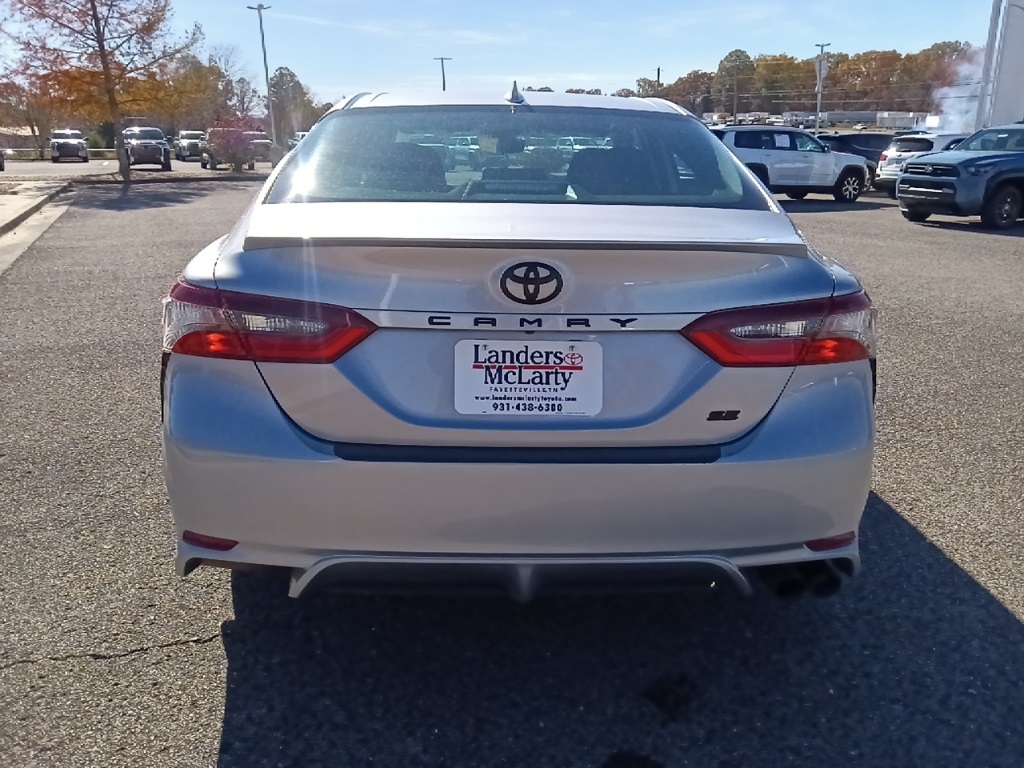 2024 Toyota Camry SE photo 4