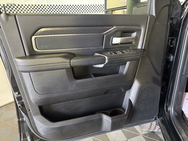 2025 Ram 2500 Big Horn photo 16