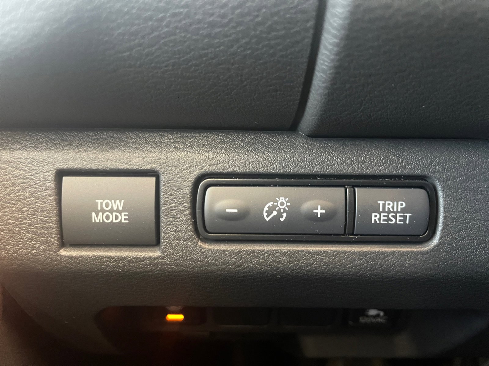 2025 Nissan Frontier SV photo 22