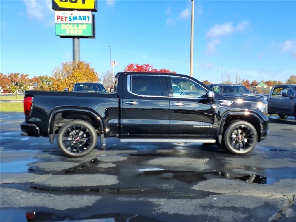 2026 Gmc Sierra Denali photo 2