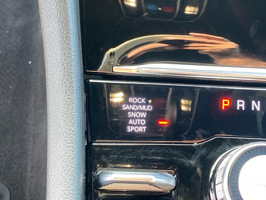 2022 Jeep Grand Cherokee Summit photo 12