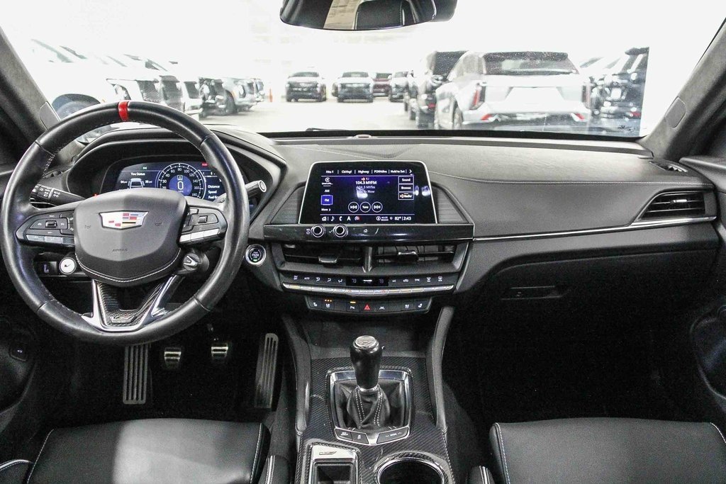 2023 Cadillac CT4 photo 12
