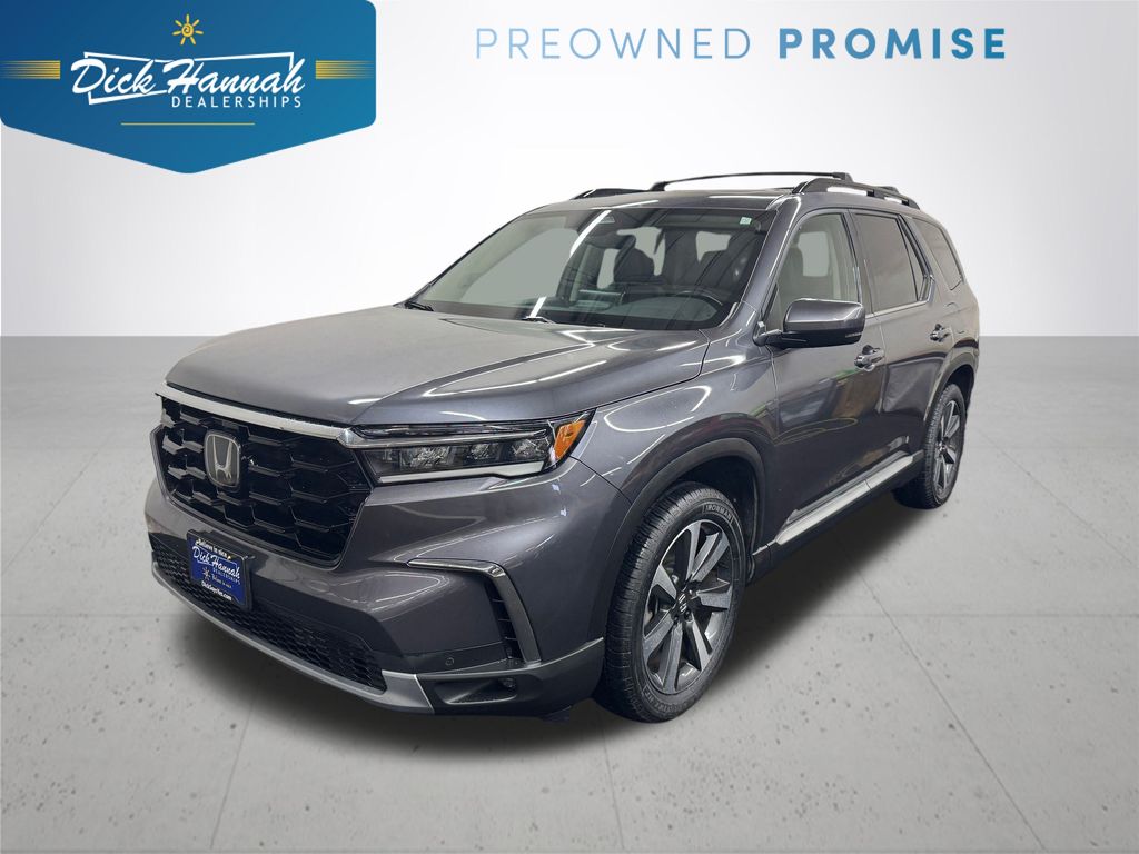 2023 Honda Pilot Touring's photo